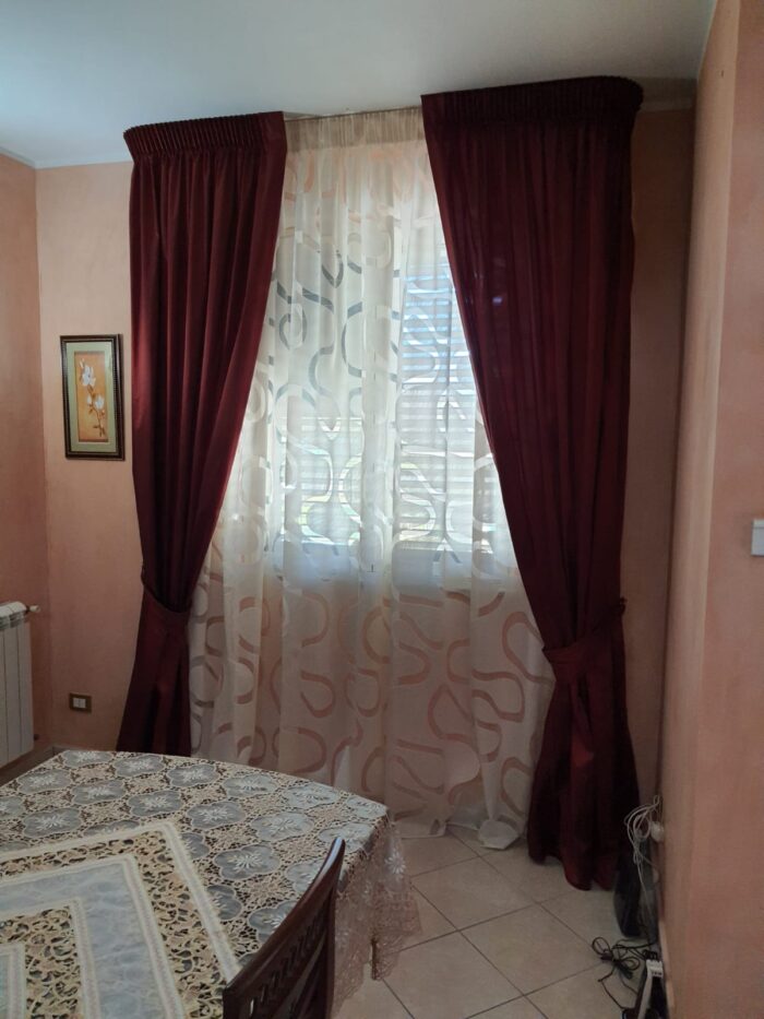 Tenda per interni Lydia Via Roma 60 - immagine 1